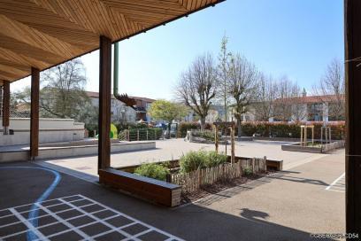 Rénovation de cour d'école - Agrandir l'image, fenêtre modale